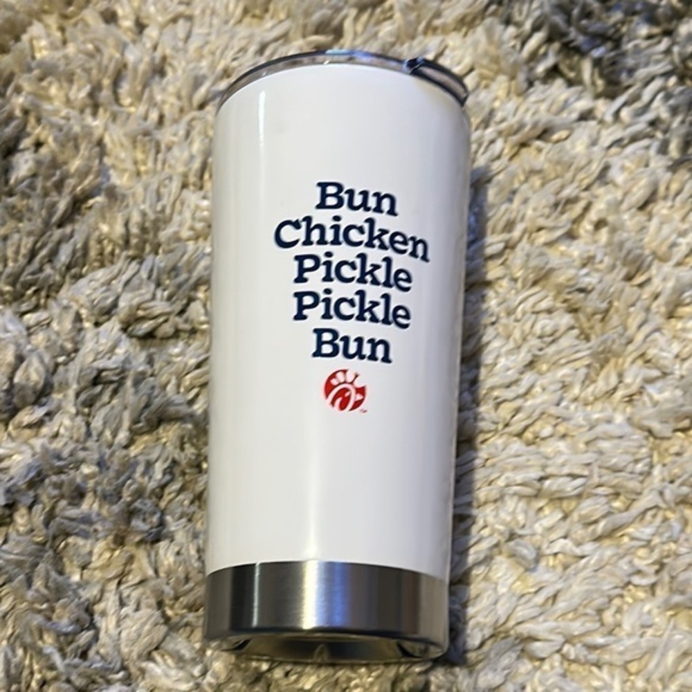 Chik-fil-A (CFA) Coffee Travel Mug/Cup w/ Lid Bun Chicken Pickle 20oz